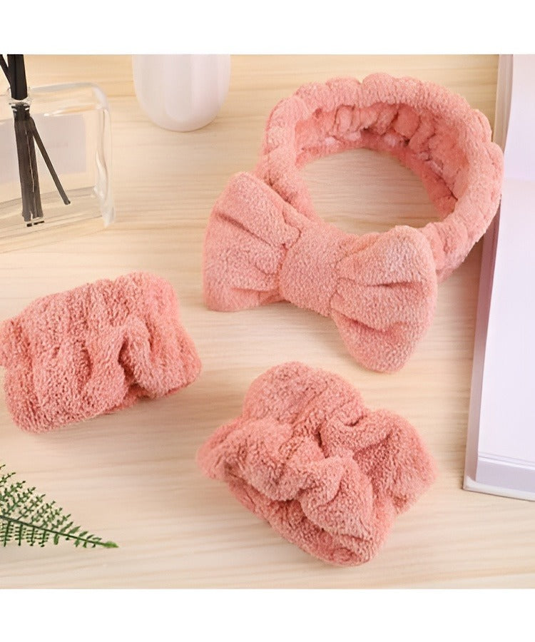 3 Pieces Set Kiss Lovely Wrist Strap